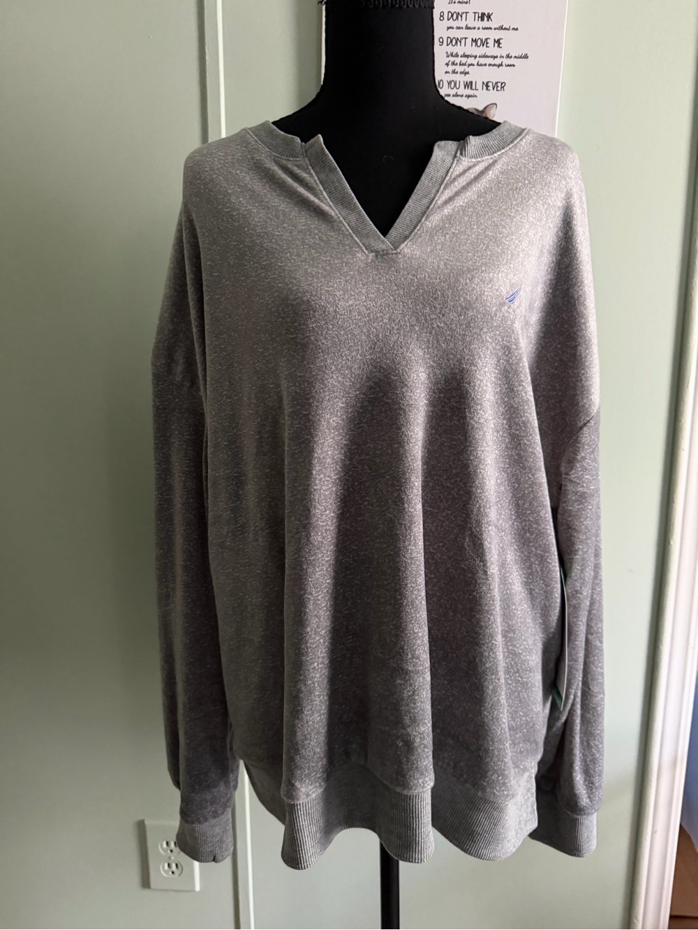 Nautica Gray V-Neck Lightweight Women's Lounge Sleepwear Top XL